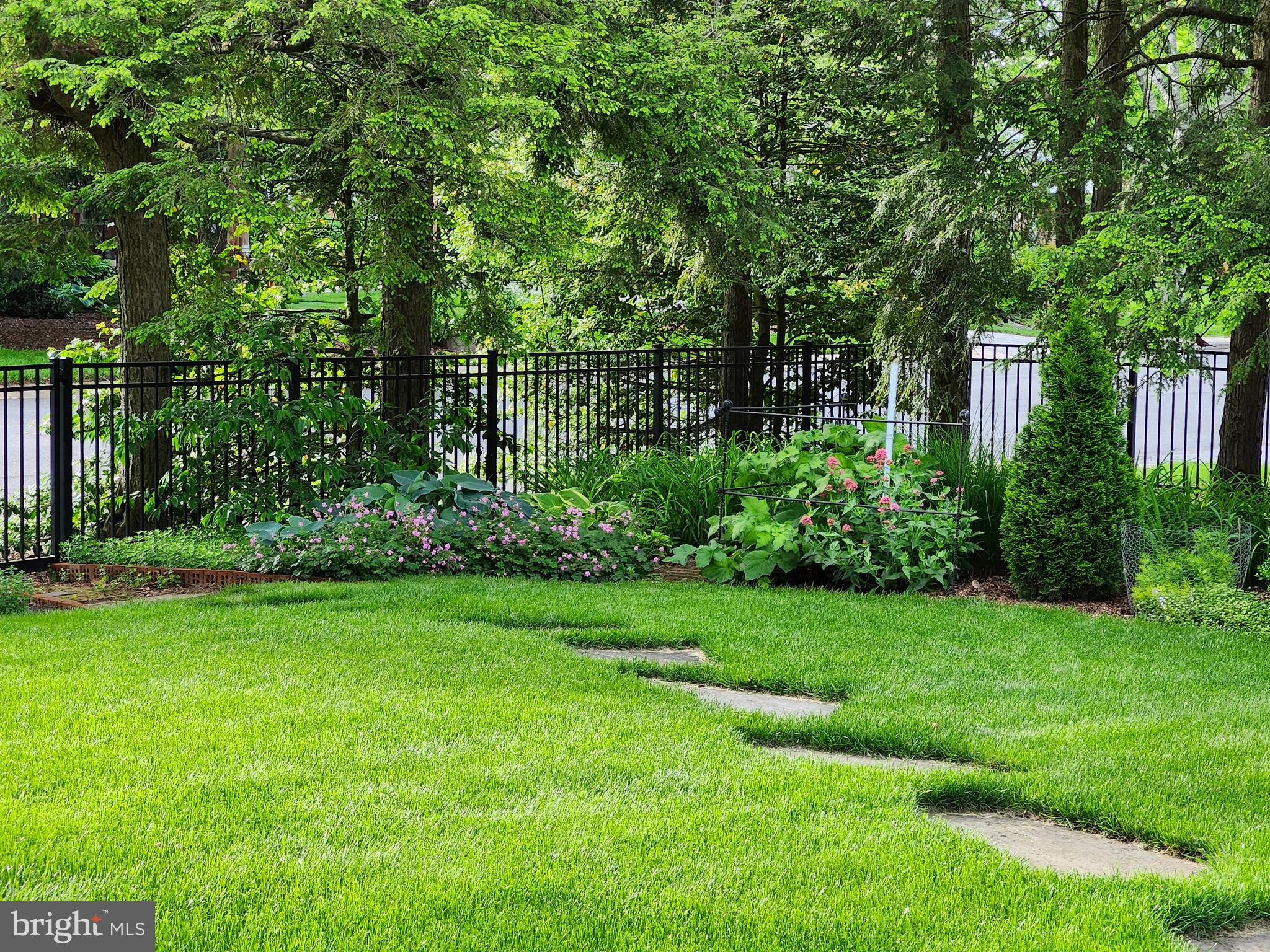 OLD MOORELAND - Residential