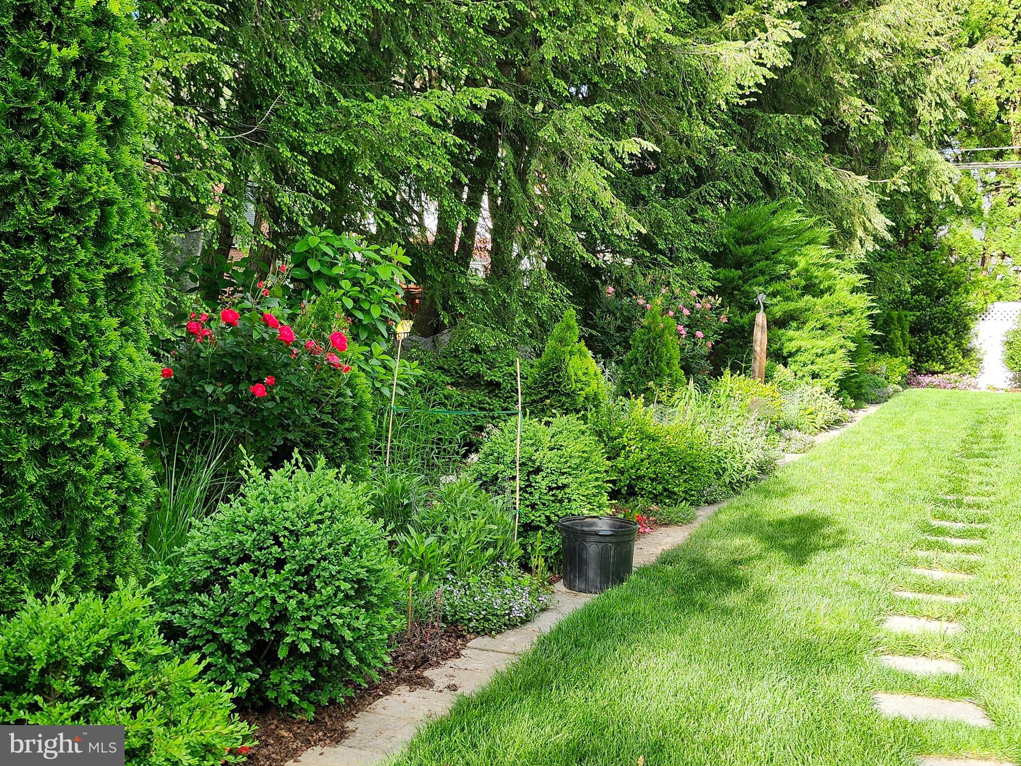 OLD MOORELAND - Residential