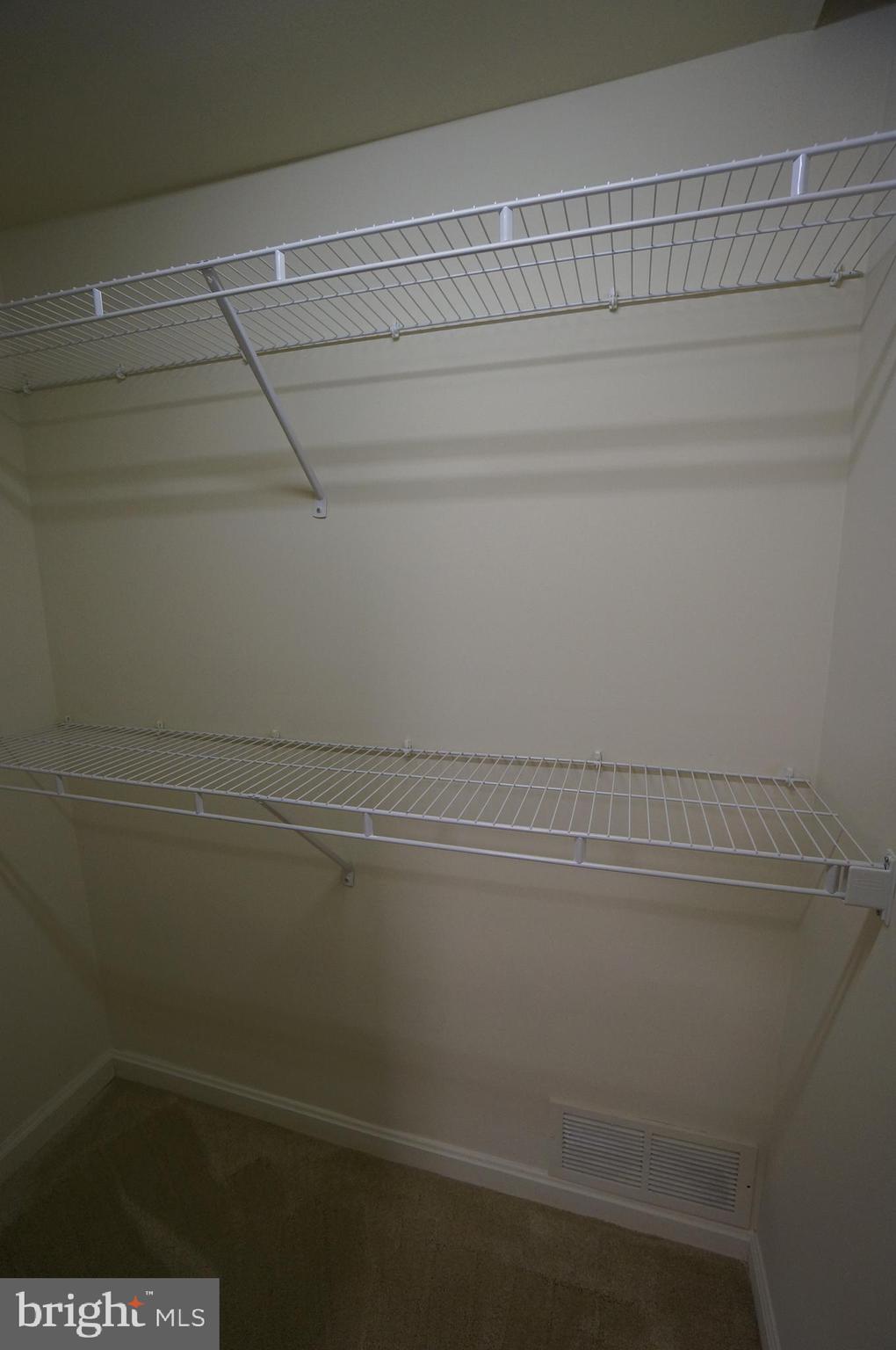 LONGFELLOW - Residential