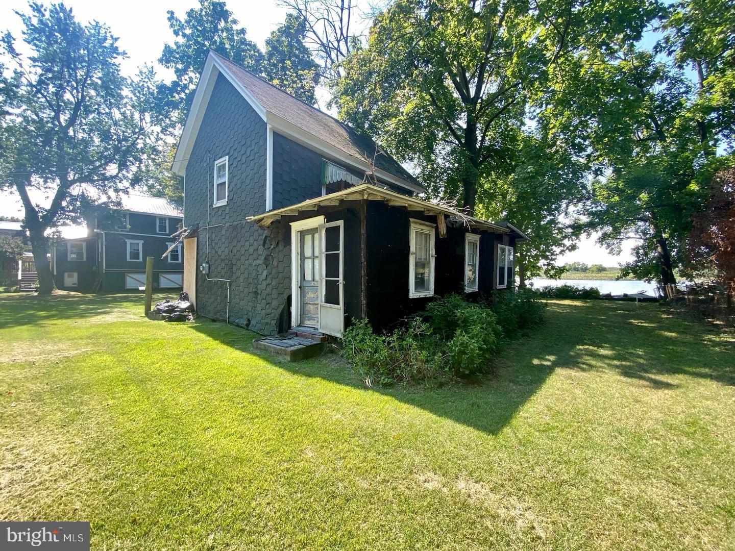 114 FERRY ROAD