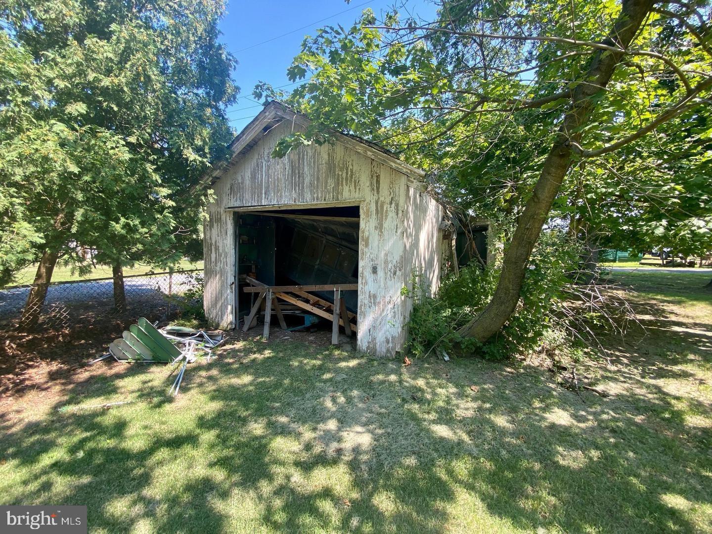 114 FERRY ROAD
