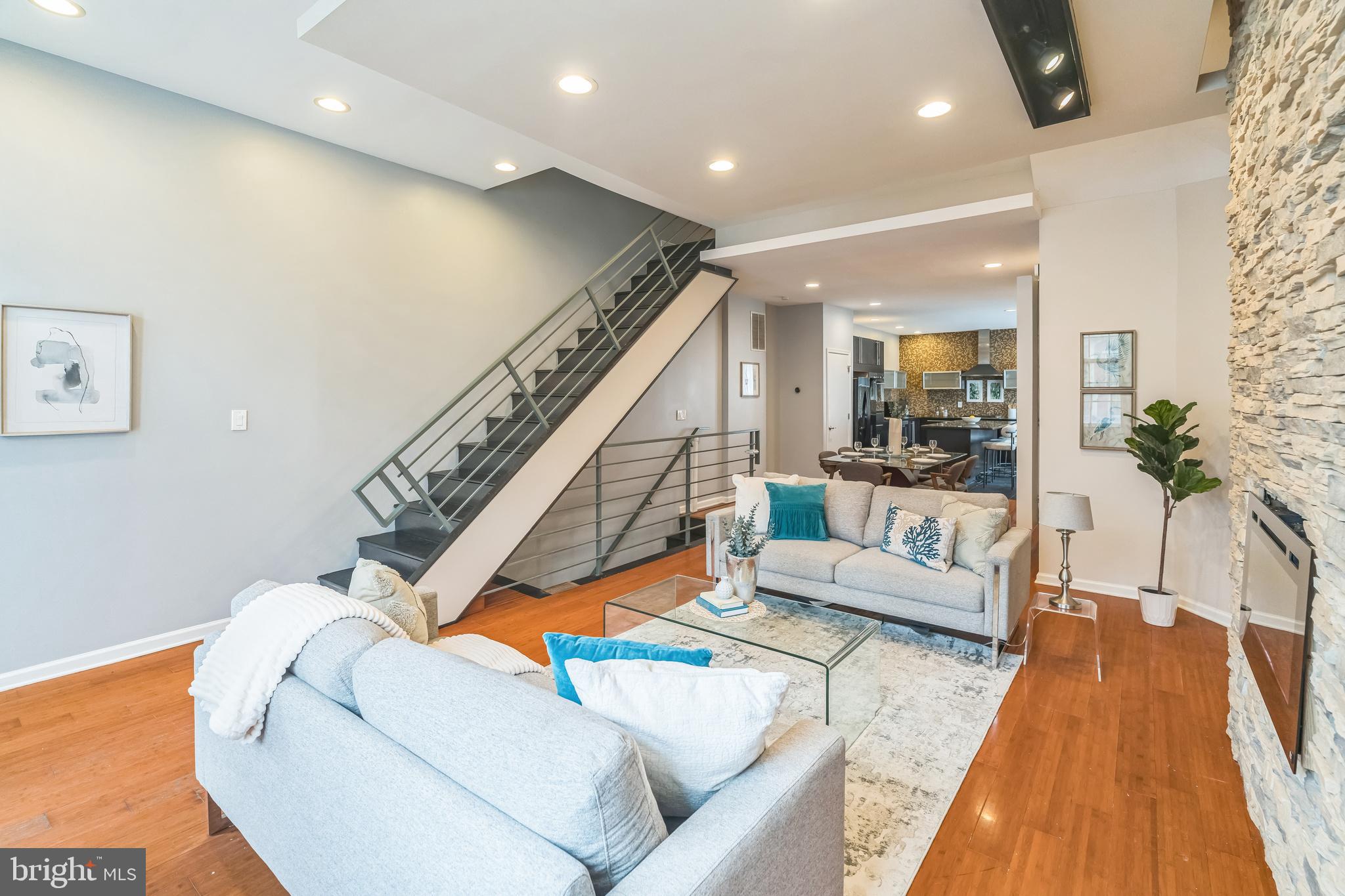 1624 FAIRMOUNT AVENUE