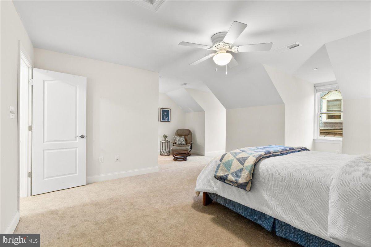 MAXWELL SQUARE - Residential