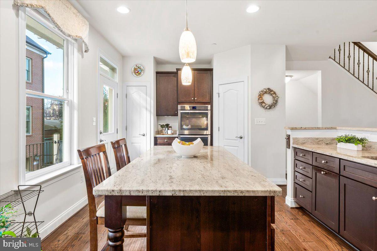 MAXWELL SQUARE - Residential