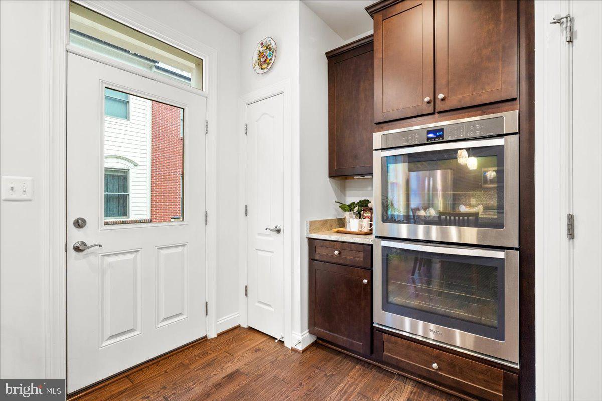 MAXWELL SQUARE - Residential