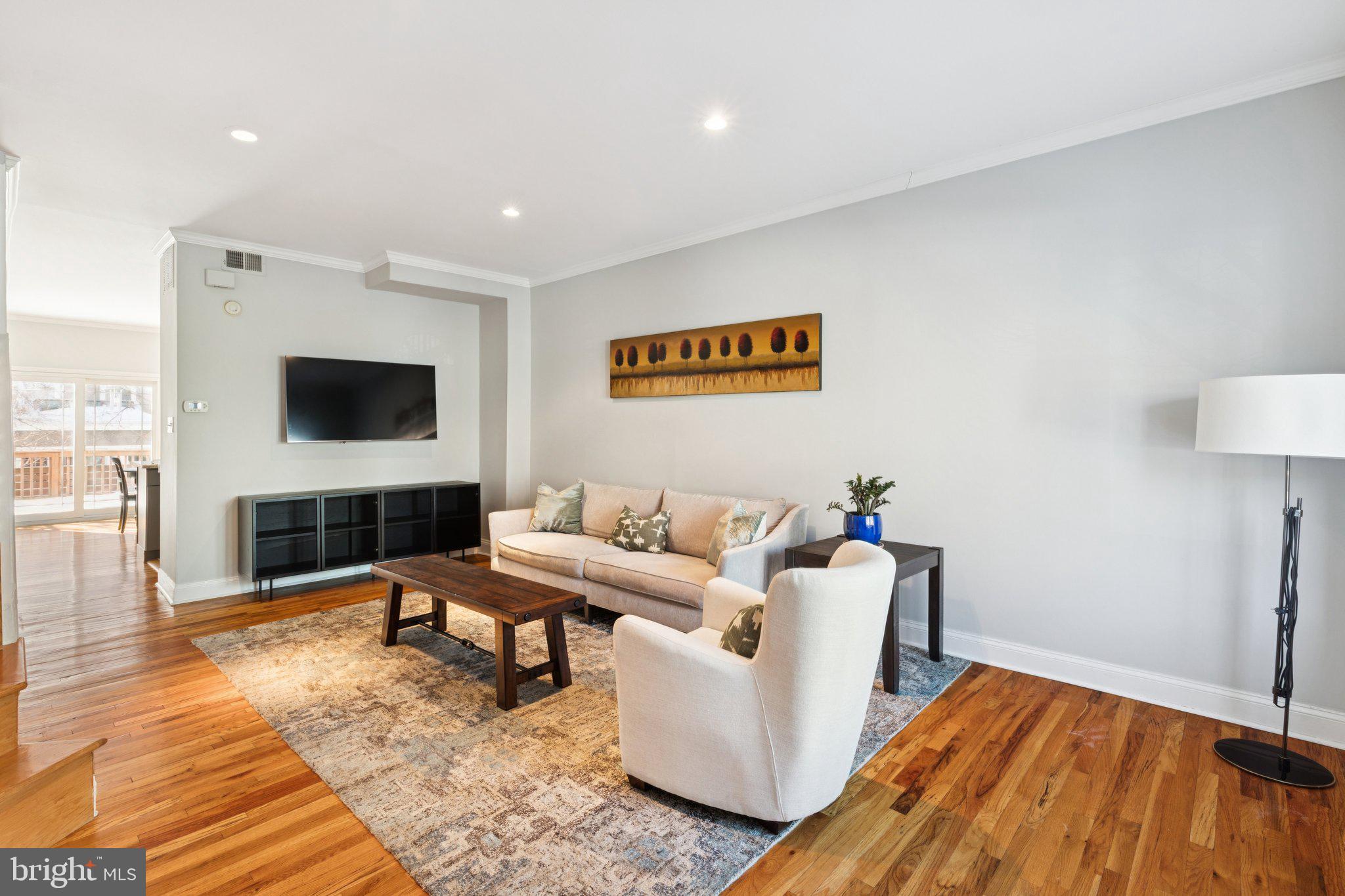 ART MUSEUM AREA - Residential