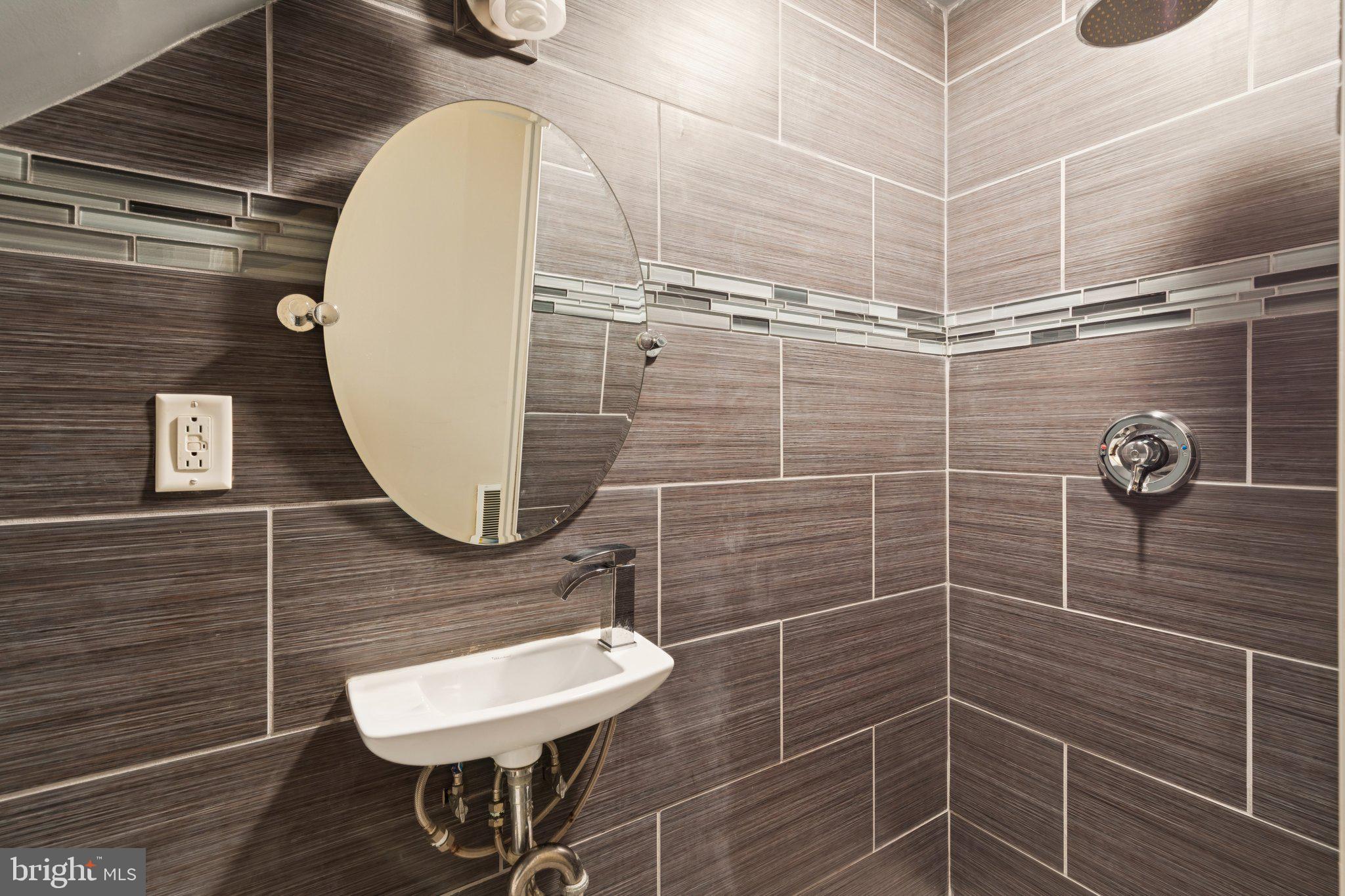 ART MUSEUM AREA - Residential