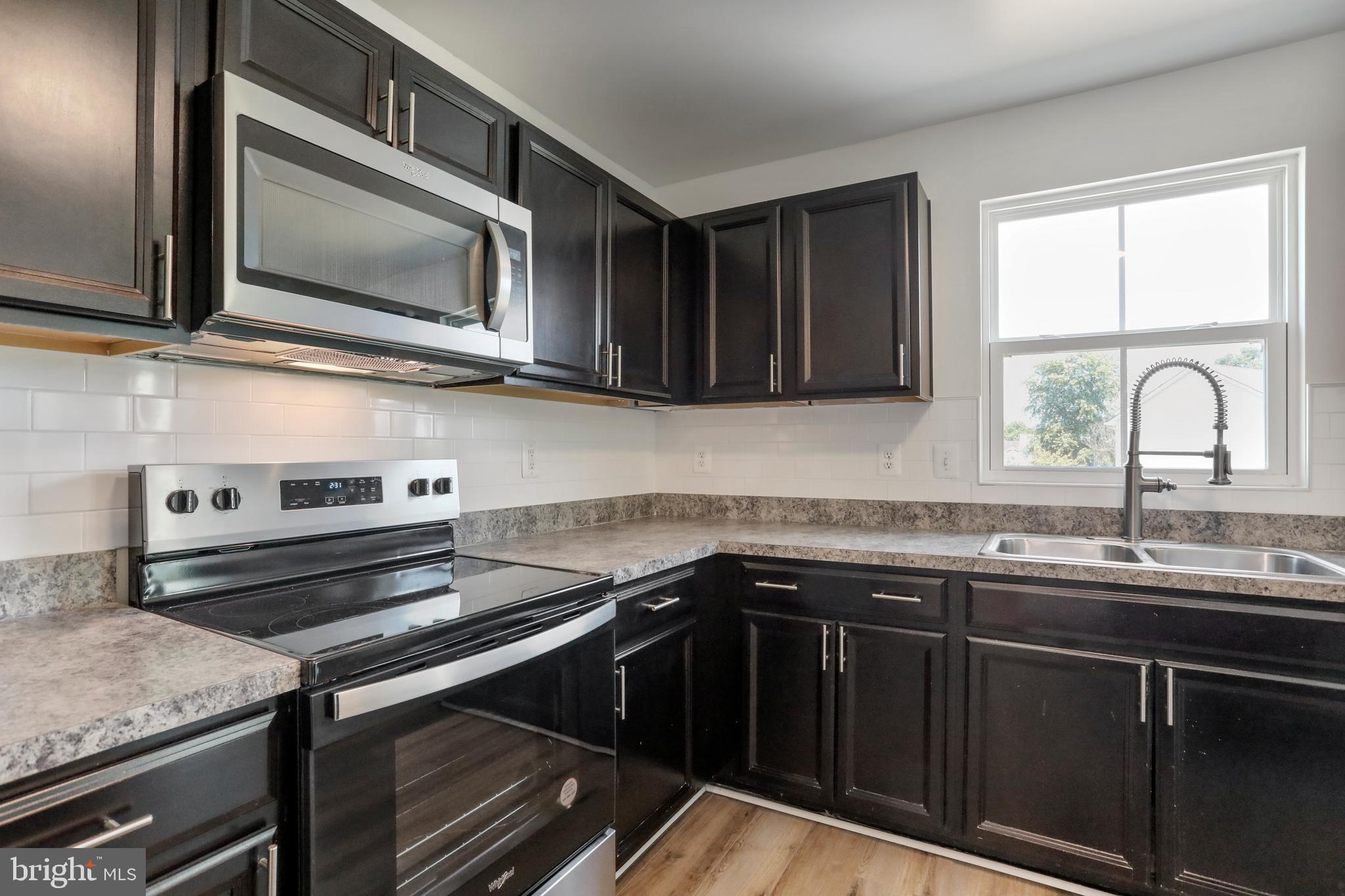 ARCADIA SPRINGS - Residential