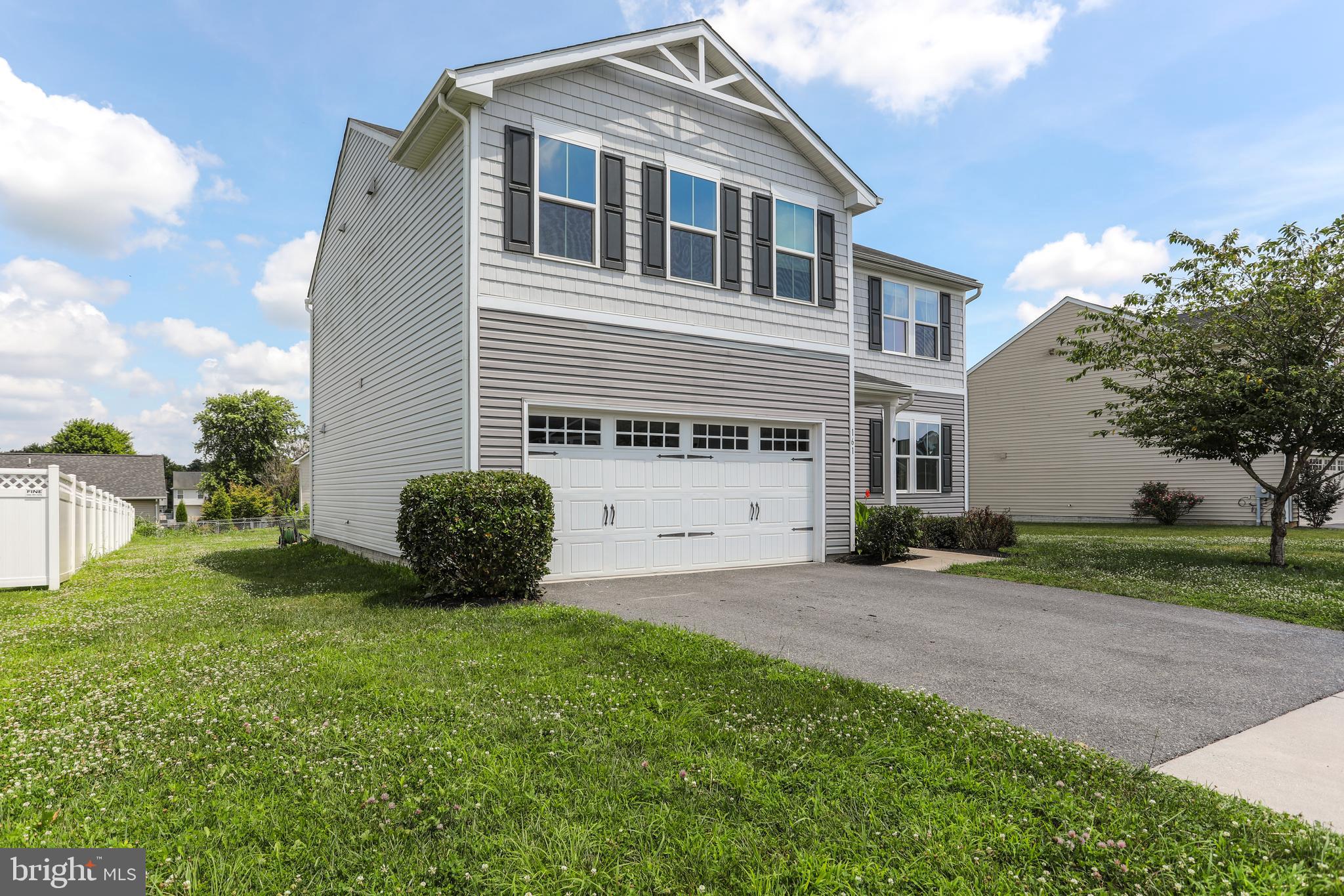 ARCADIA SPRINGS - Residential