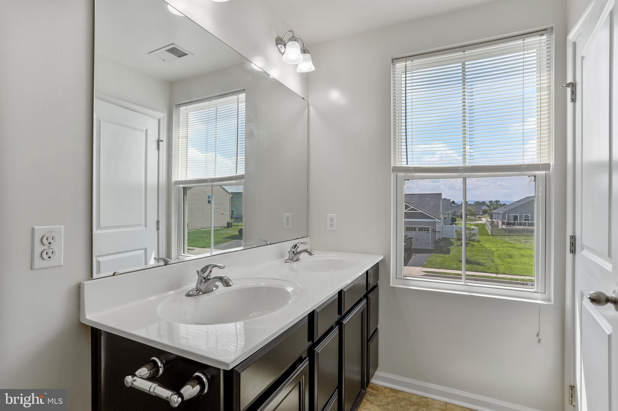 ARCADIA SPRINGS - Residential