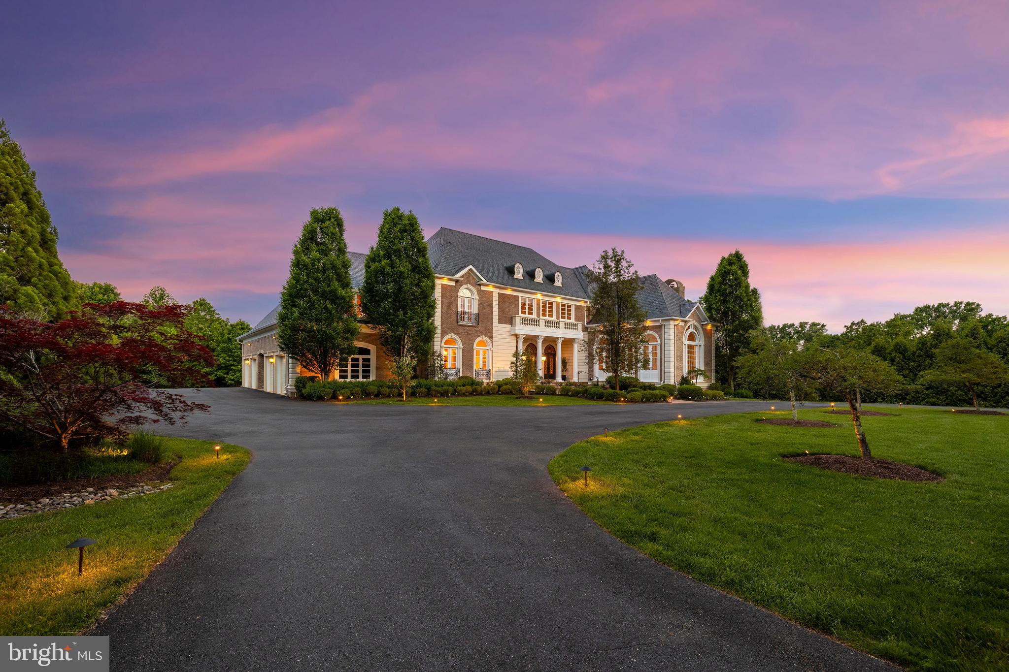 FALCONHURST - Residential