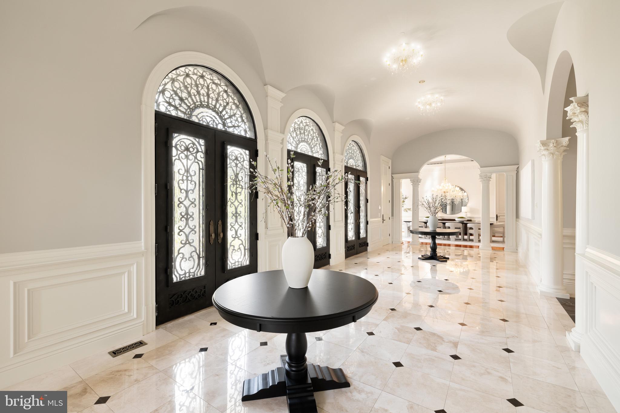 FALCONHURST - Residential