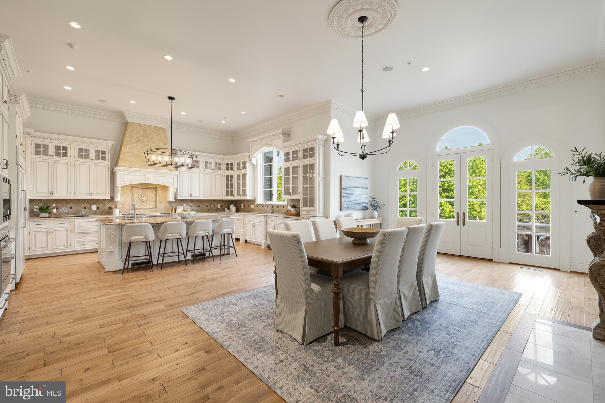 FALCONHURST - Residential