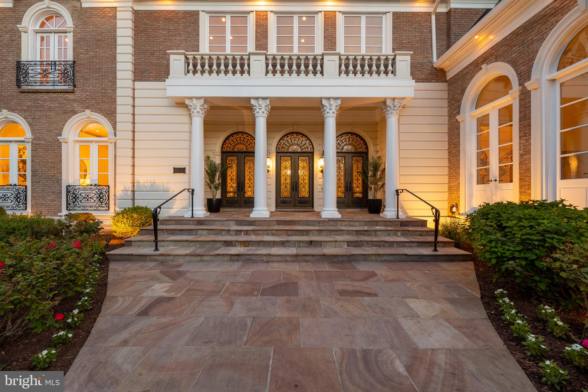 FALCONHURST - Residential