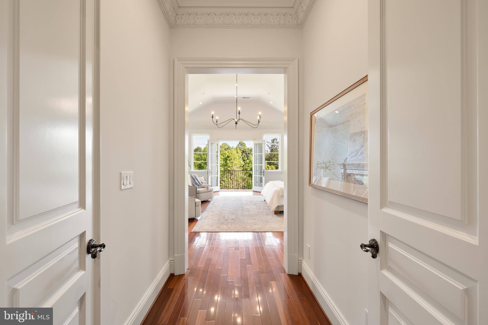 FALCONHURST - Residential