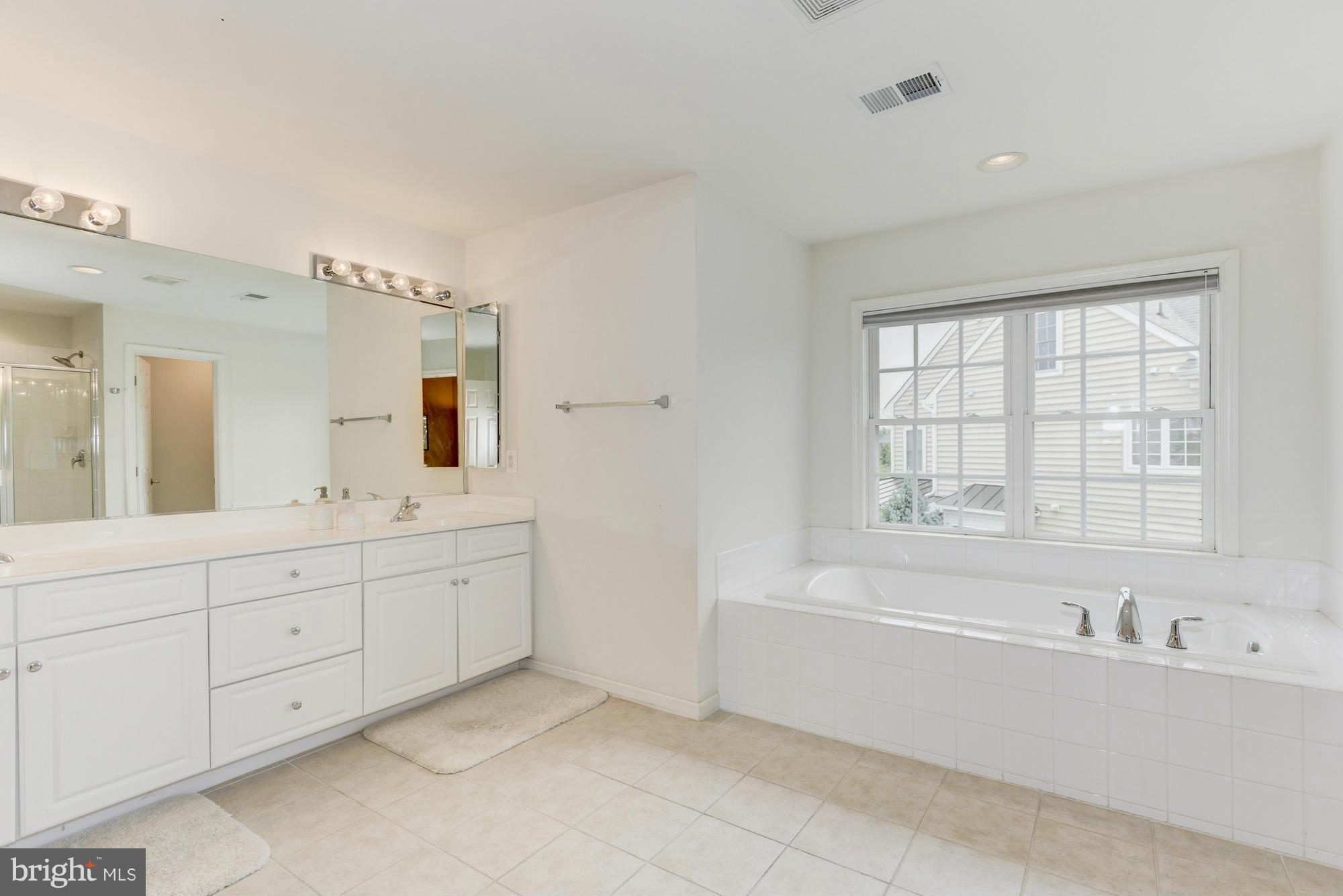 BRAMBLETON LANDBAY 2 - Residential