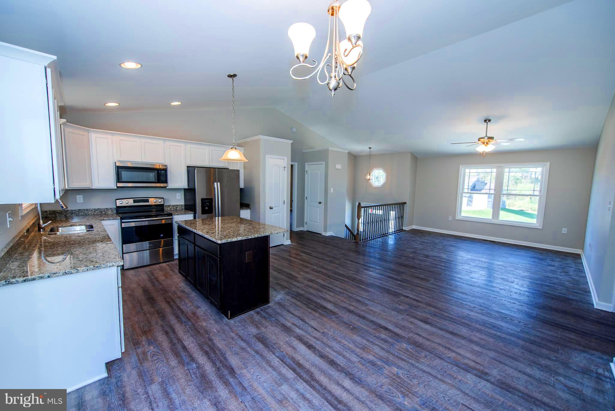 RED HILL - Residential