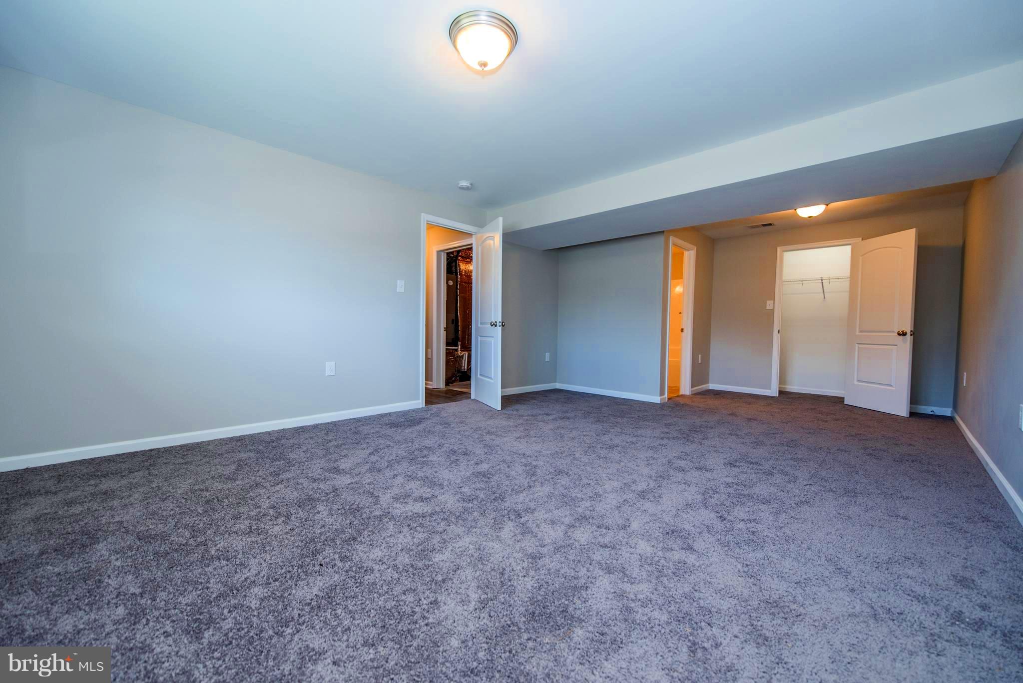 RED HILL - Residential