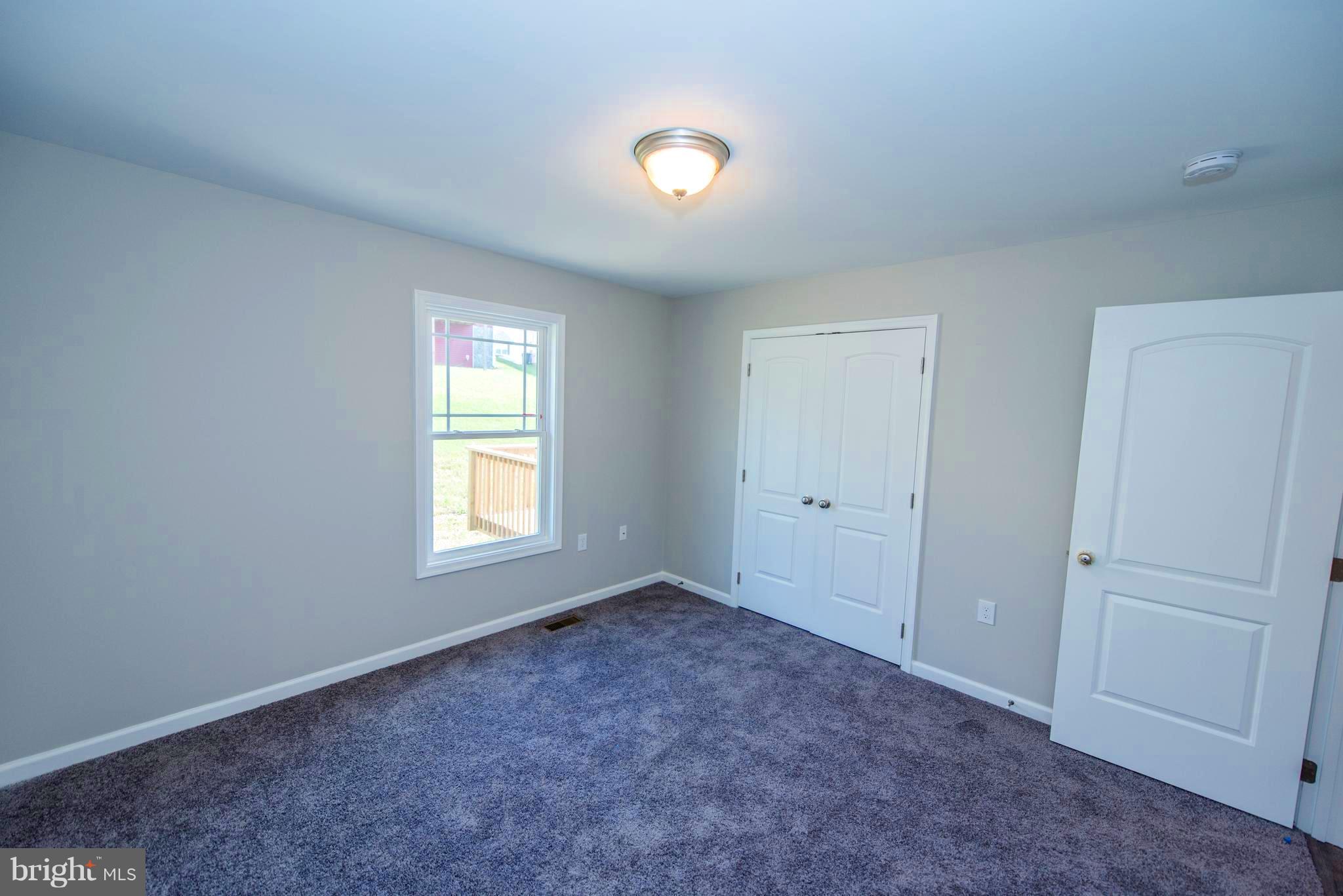 RED HILL - Residential