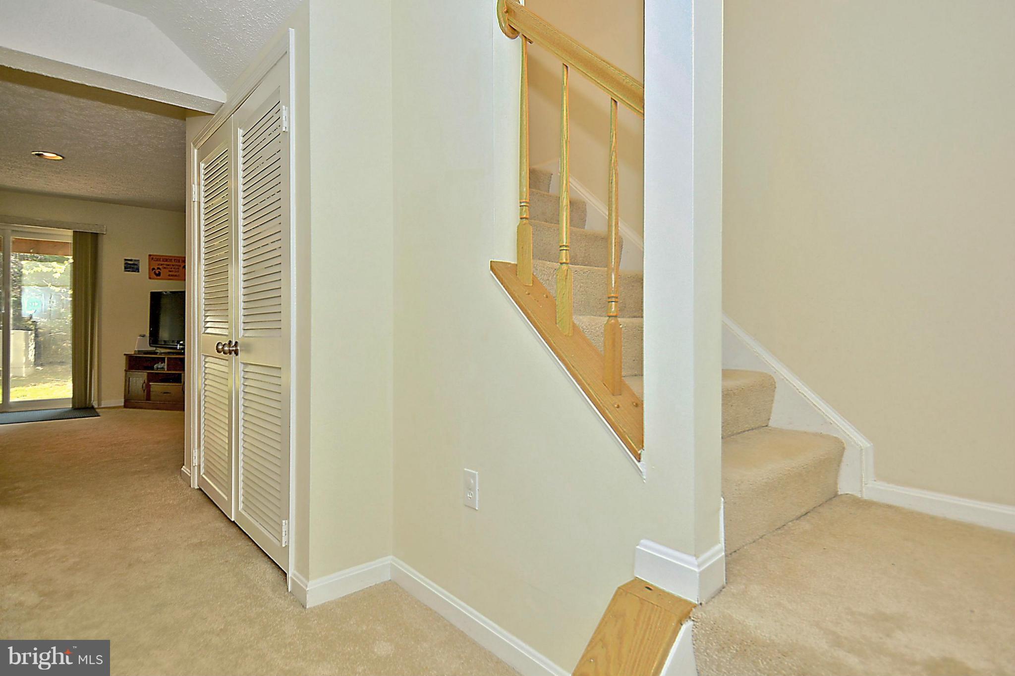 LIFESTYLE AT SULLY STATION - Residential
