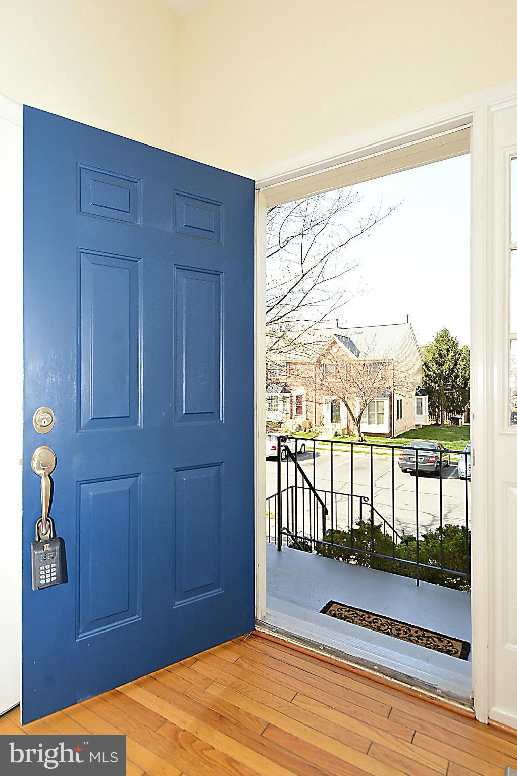 LIFESTYLE AT SULLY STATION - Residential