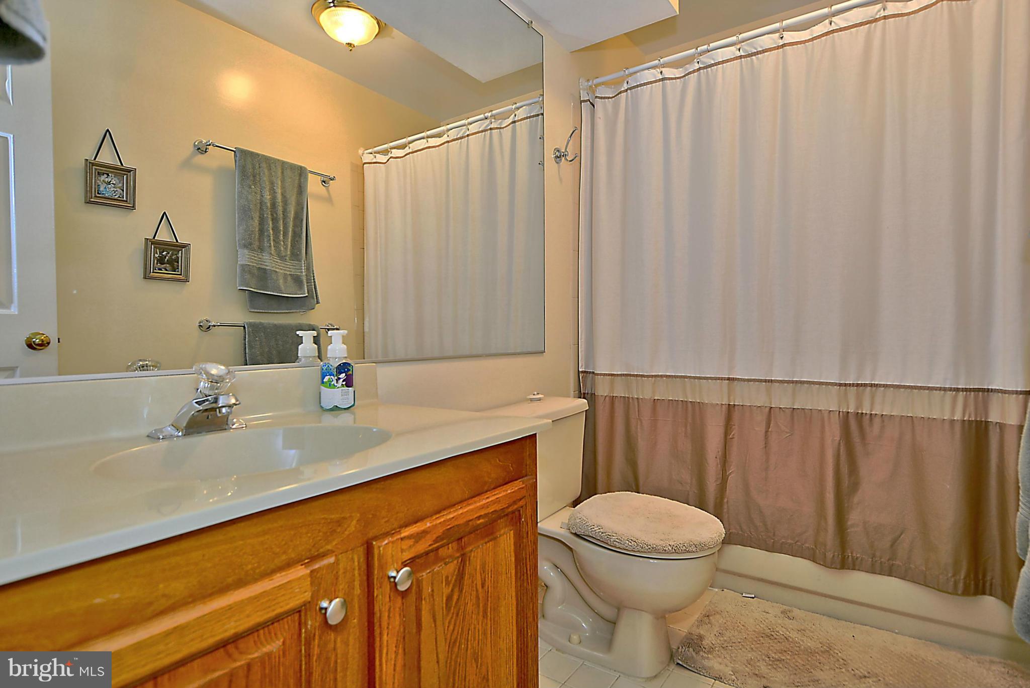 LIFESTYLE AT SULLY STATION - Residential