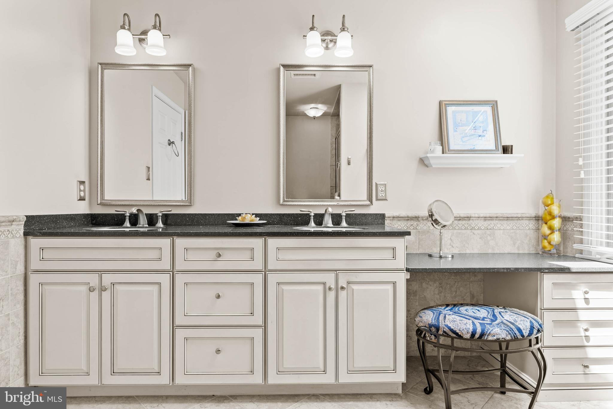 SUMMERHILL - Residential