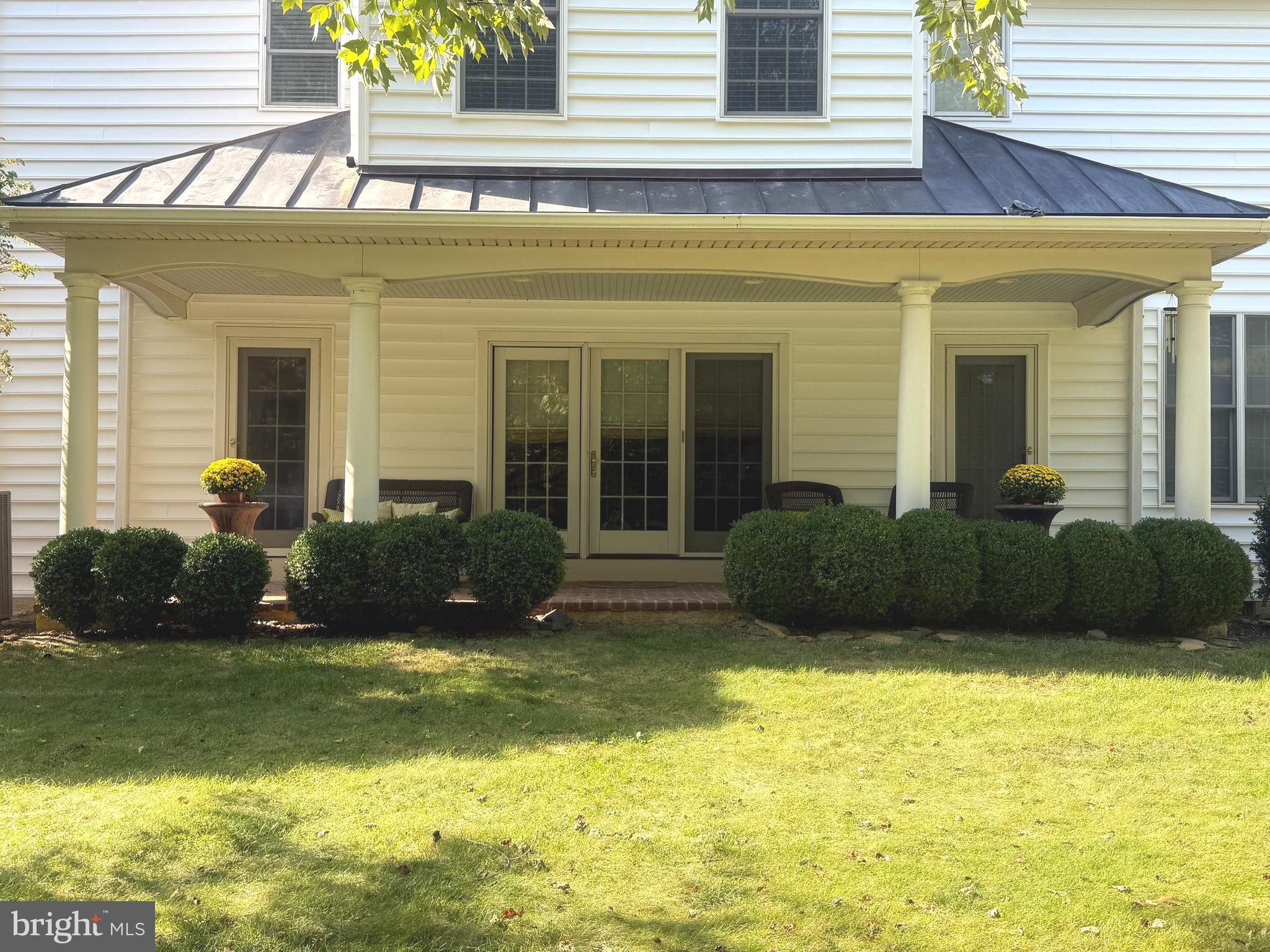 1701 ADLER LANE