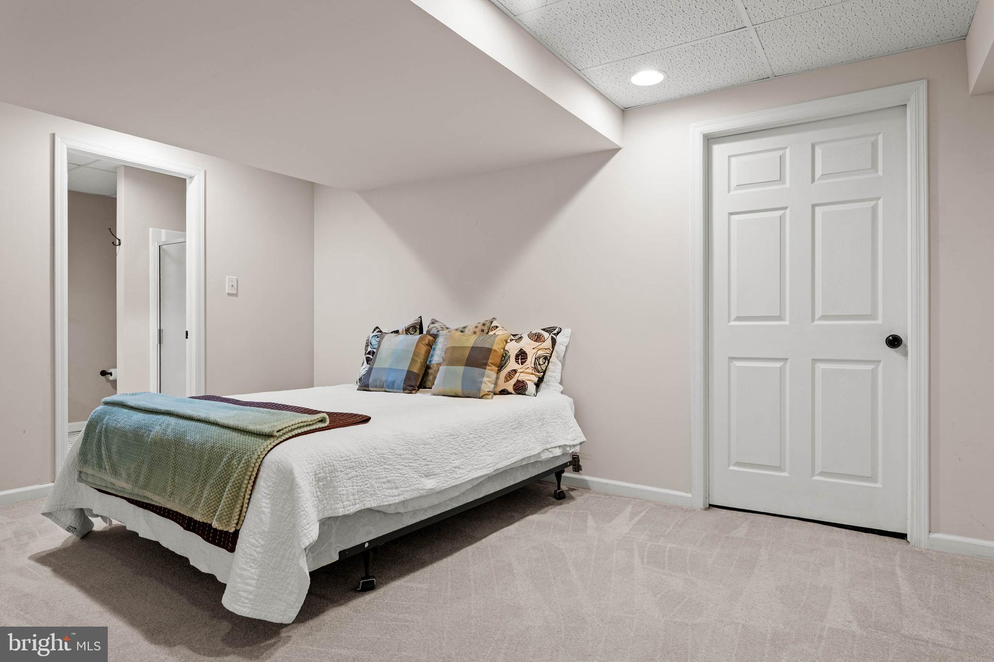 SUMMERHILL - Residential