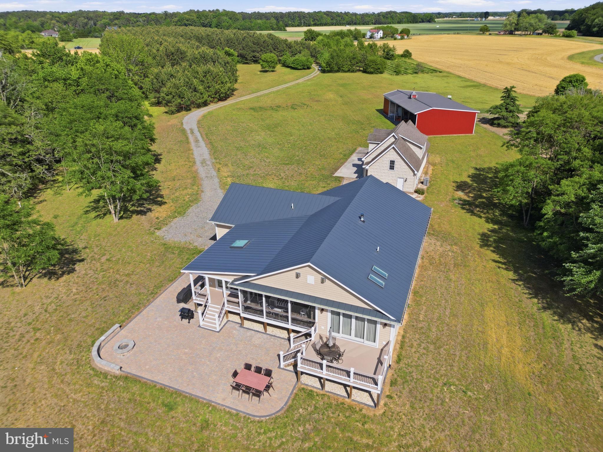 501 GLEBE VIEW LANE