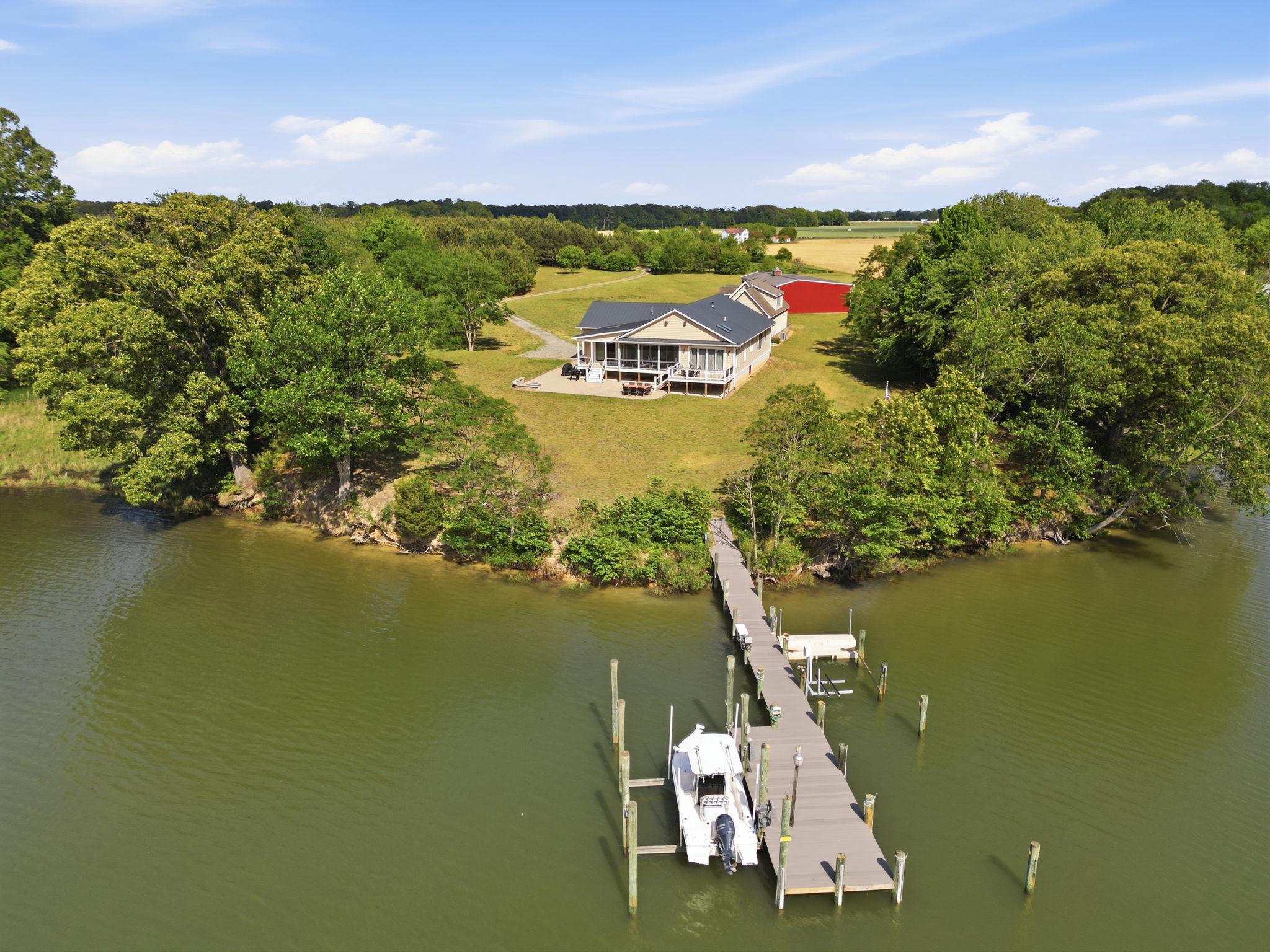 501 GLEBE VIEW LANE