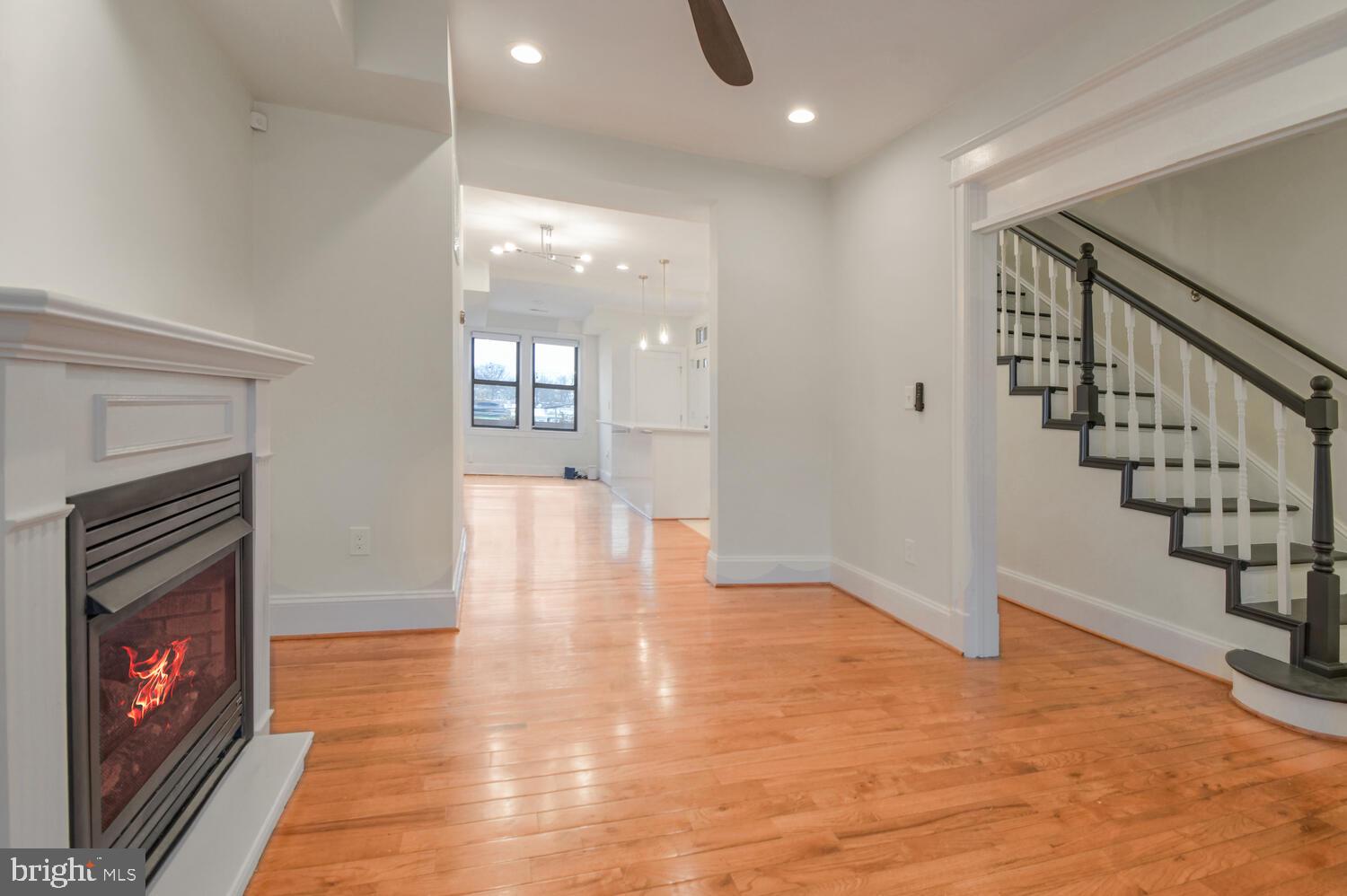 728 INGRAHAM STREET NW