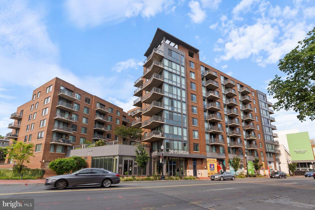Photo of 50 Florida Avenue NE #226, WASHINGTON, DC 20002 (MLS # DCDC2241490)