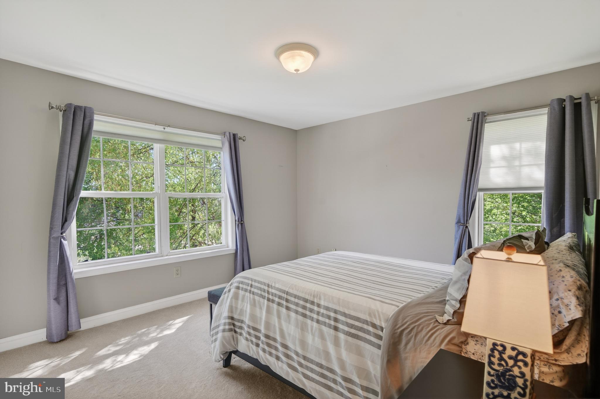 FORT WASHINGTON - Residential