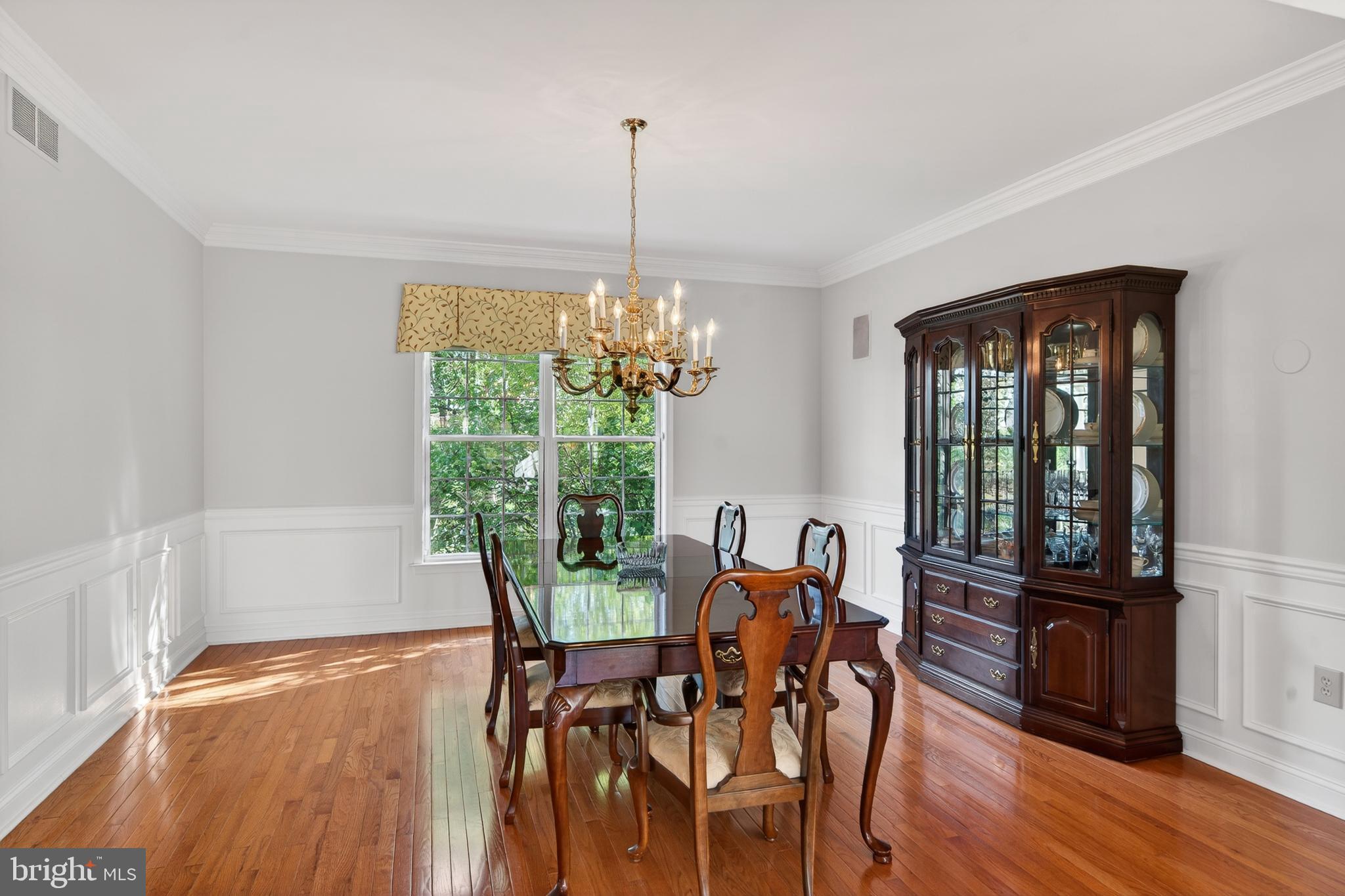 FORT WASHINGTON - Residential