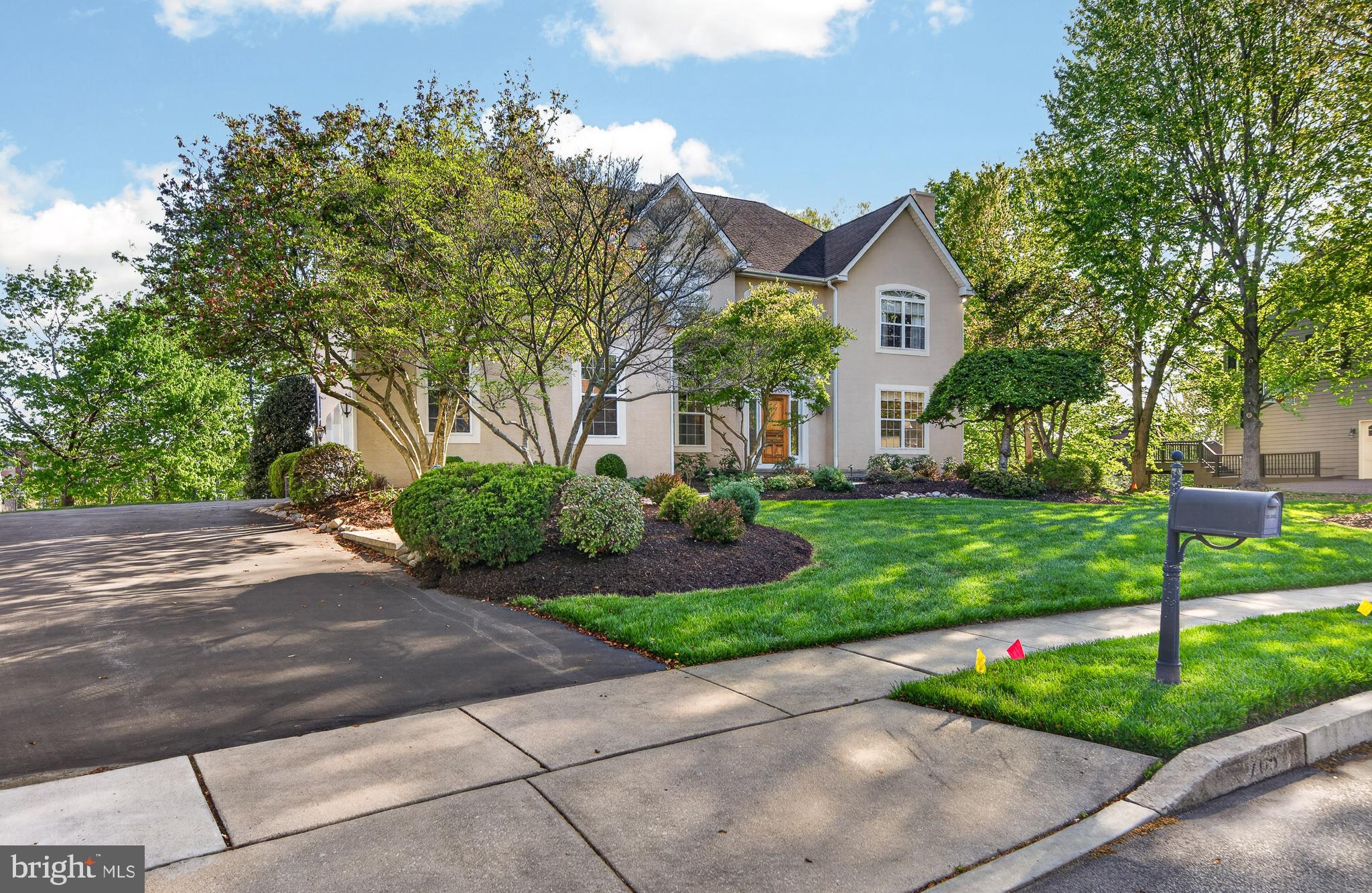 FORT WASHINGTON - Residential