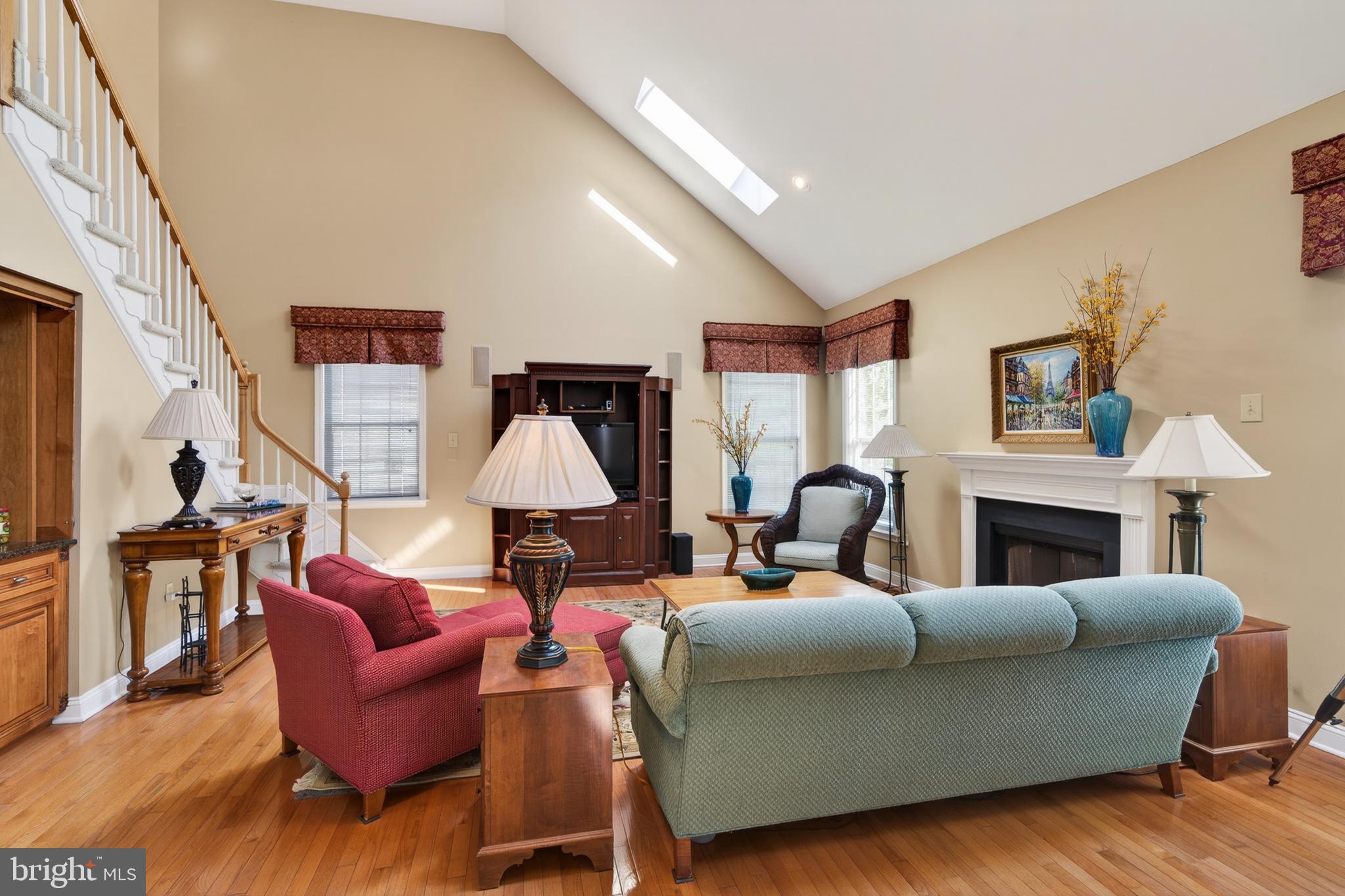 FORT WASHINGTON - Residential