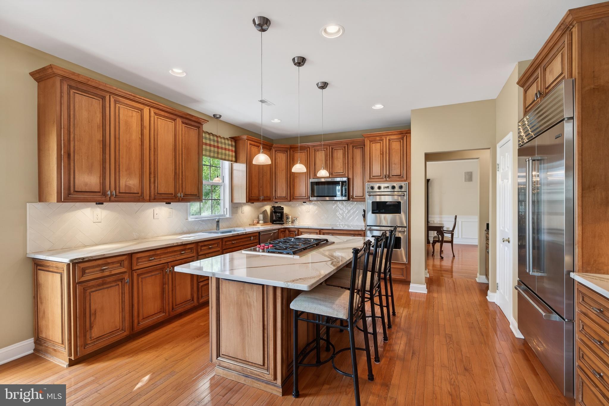 FORT WASHINGTON - Residential