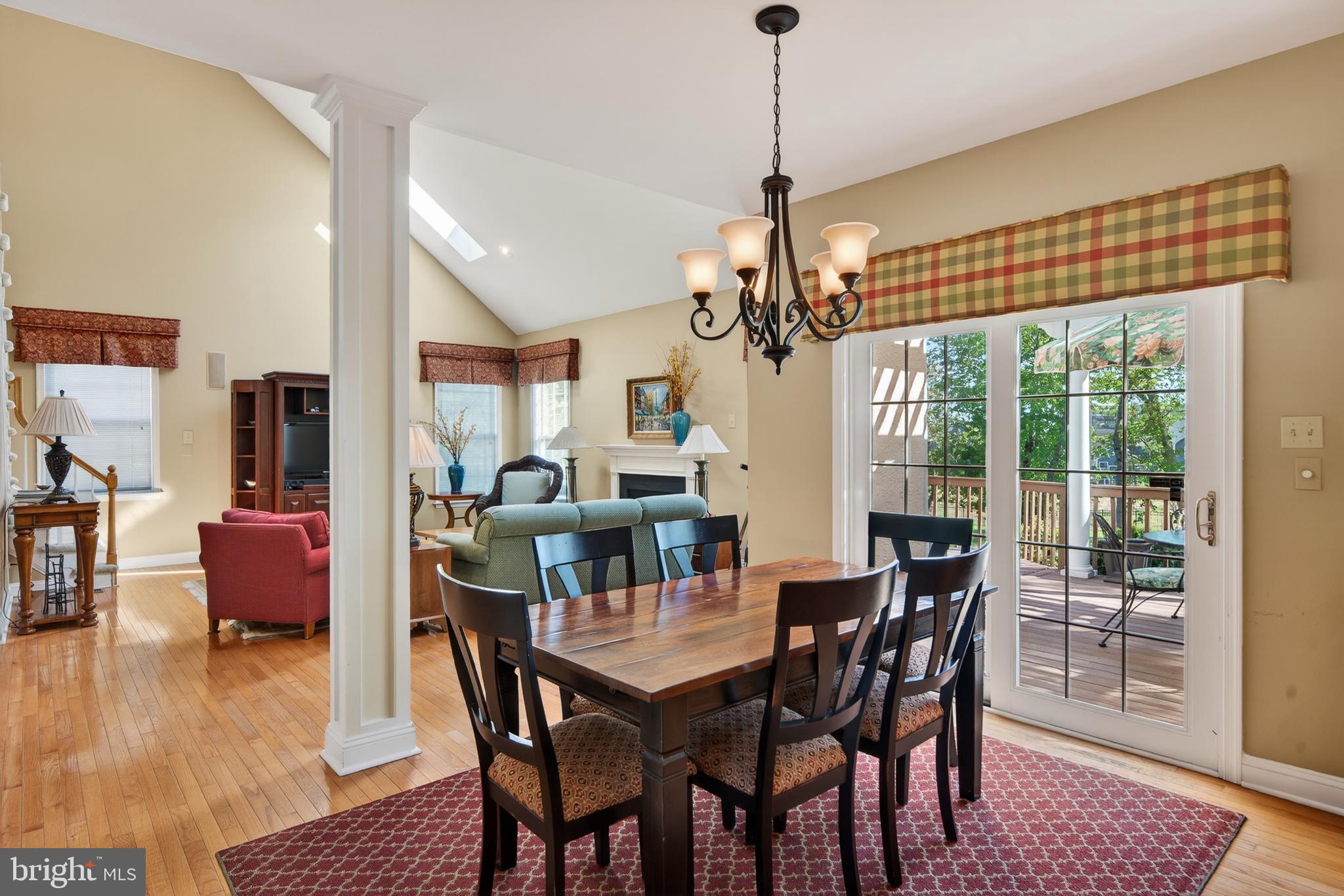 FORT WASHINGTON - Residential