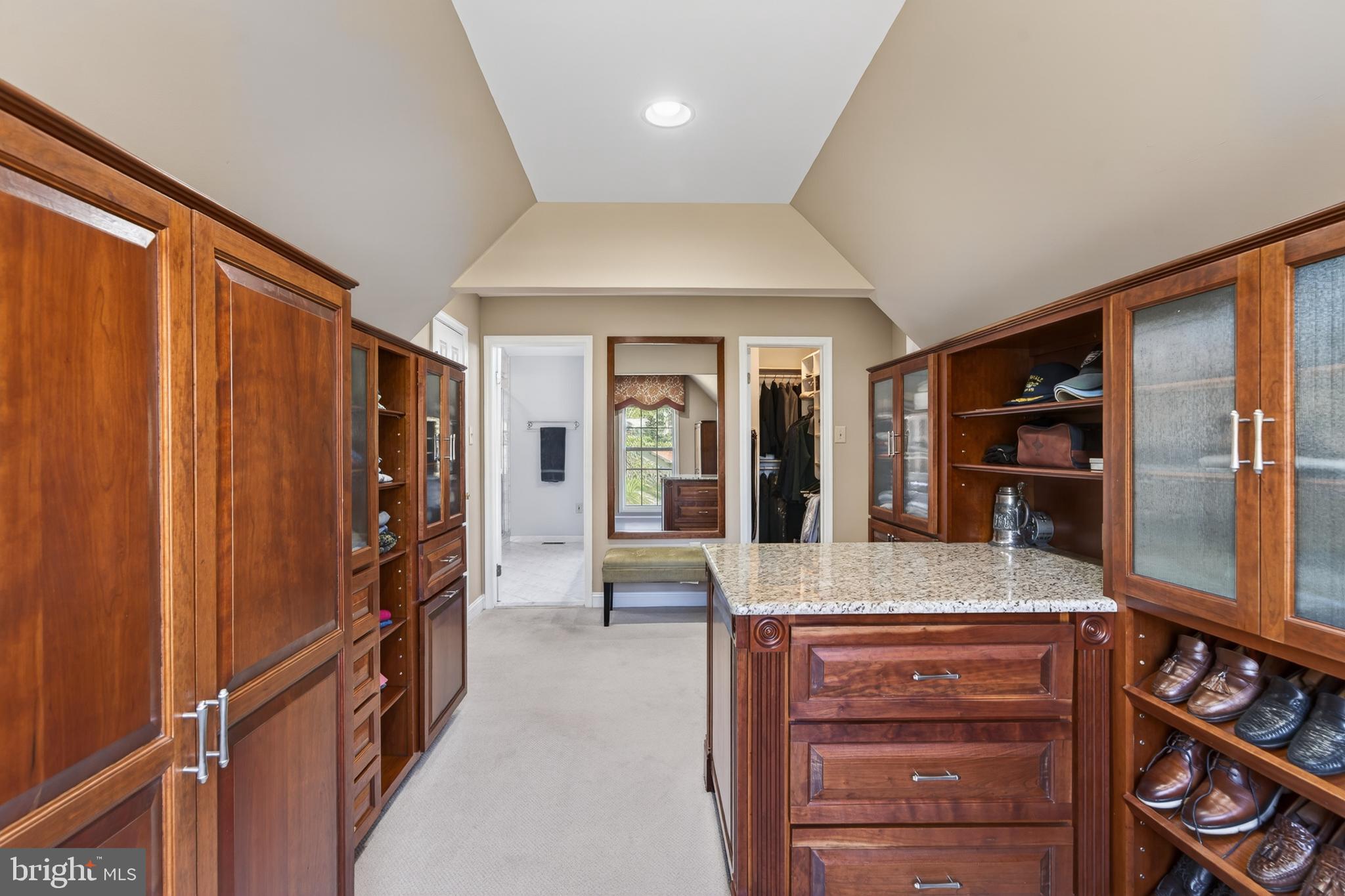 FORT WASHINGTON - Residential