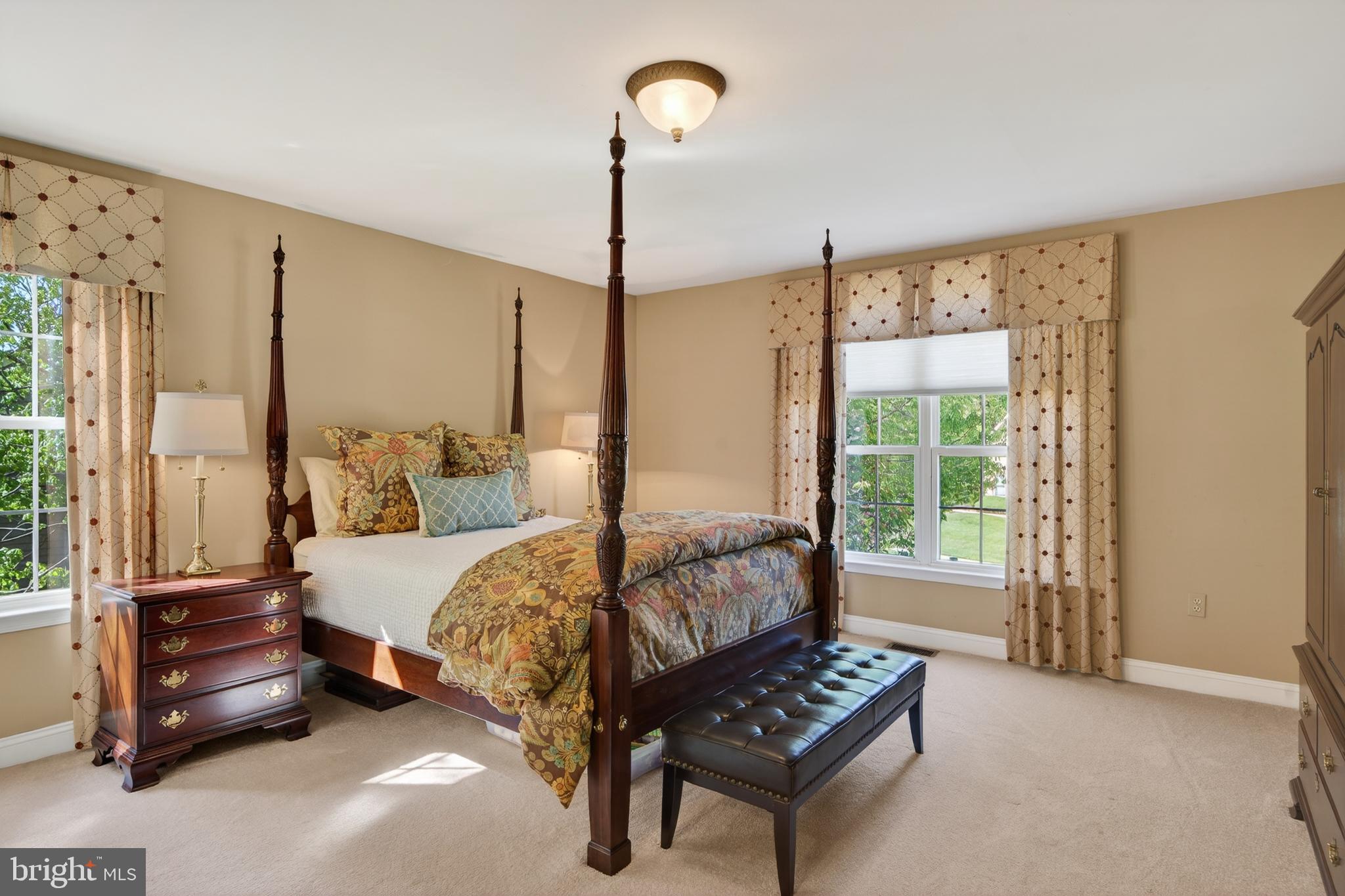 FORT WASHINGTON - Residential