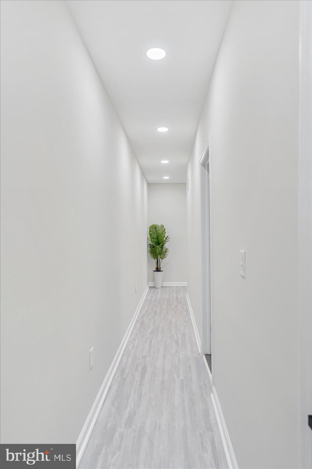 BROADWAY EAST - Residential