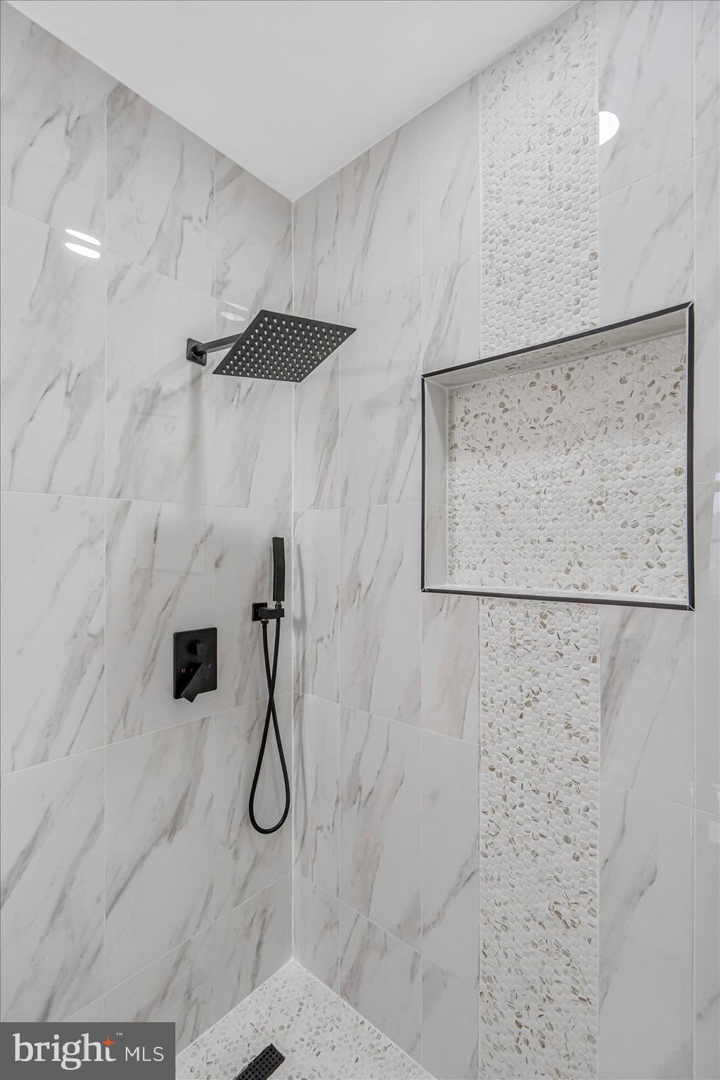 BROADWAY EAST - Residential