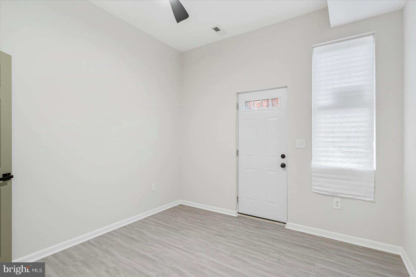 BROADWAY EAST - Residential