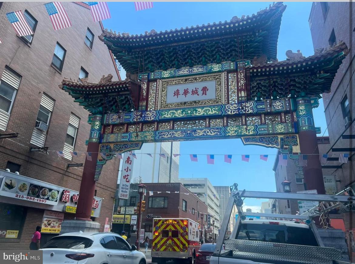 CHINATOWN - Commercial Sale