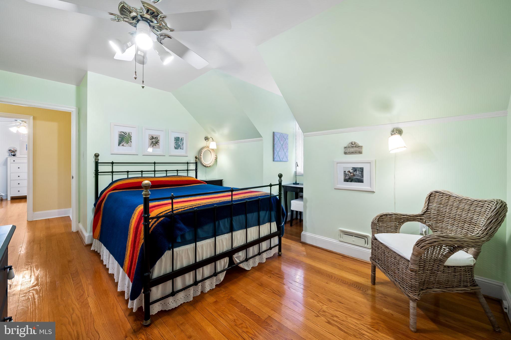 HOMELAND HISTORIC DISTRICT - Residential