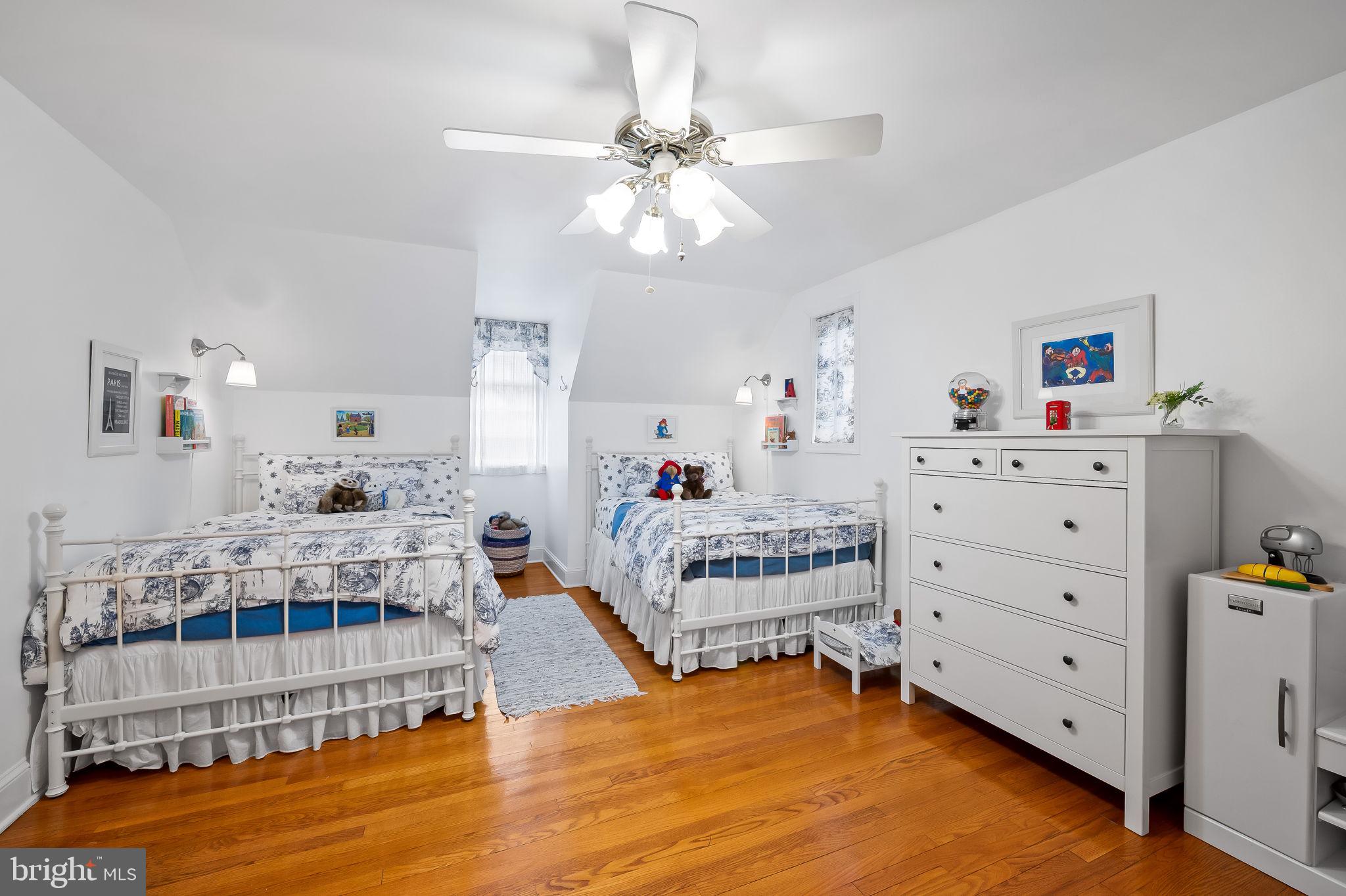 HOMELAND HISTORIC DISTRICT - Residential