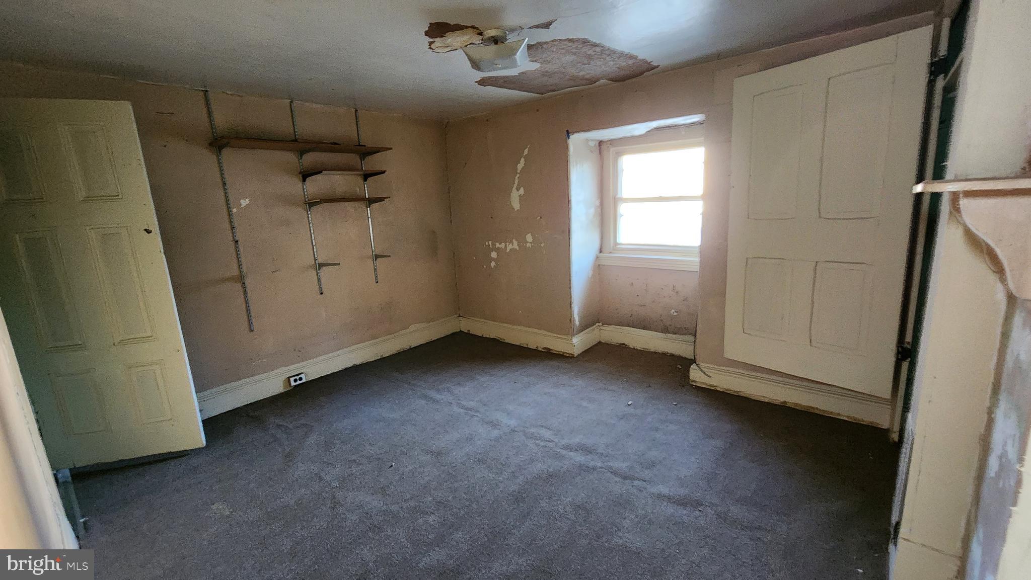 FAIRMOUNT - Residential