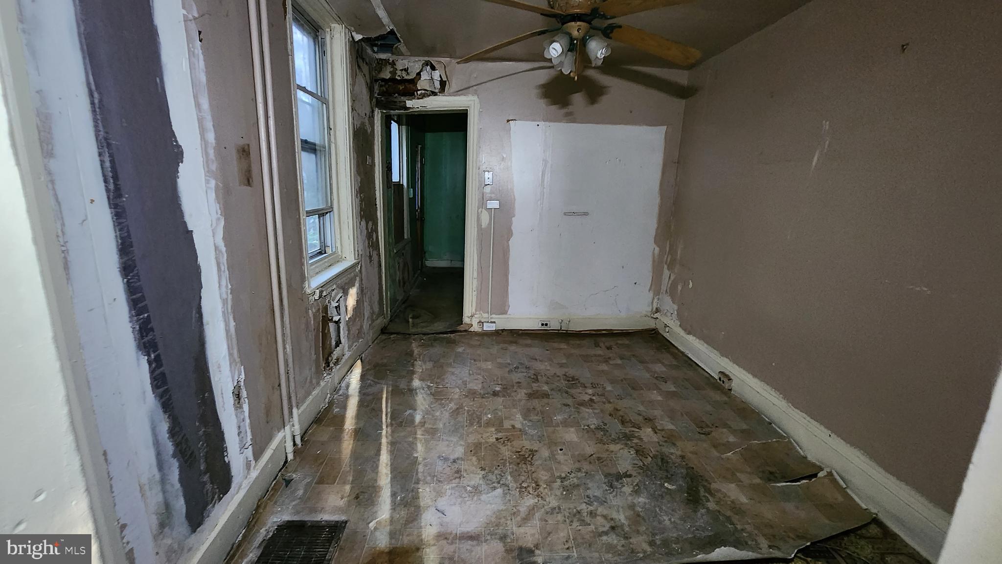 FAIRMOUNT - Residential