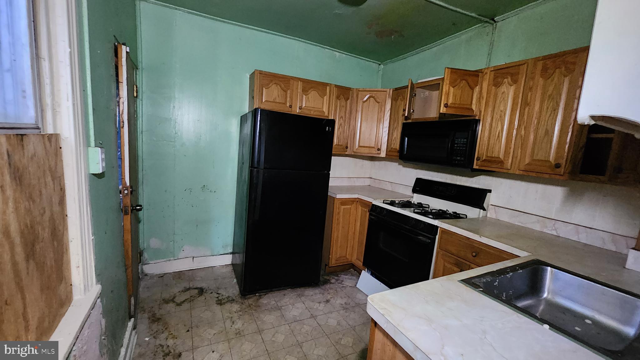 FAIRMOUNT - Residential